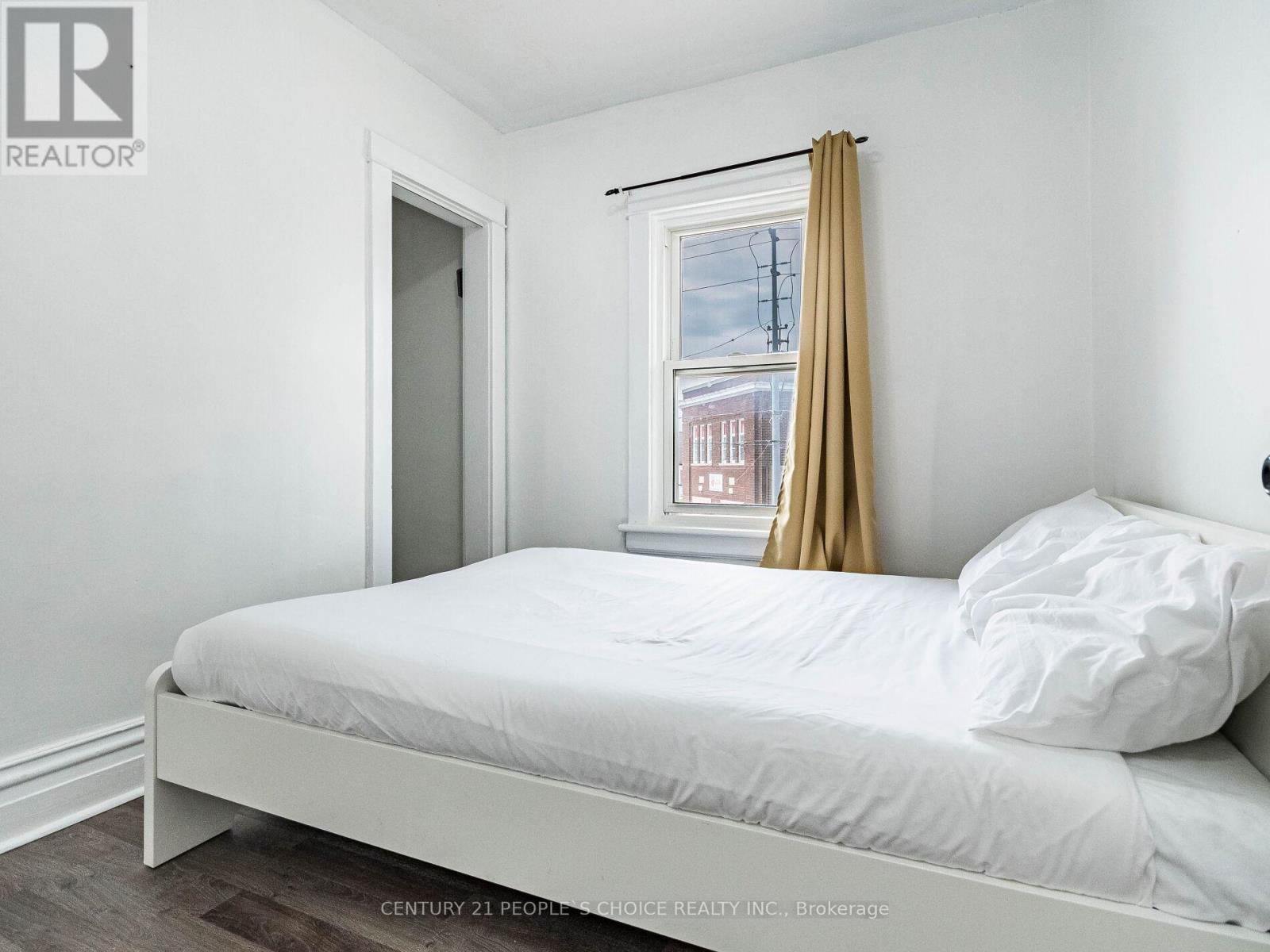 5001 Kitchener Street, Niagara Falls, Ontario  L2G 1A9 - Photo 37 - X12342353