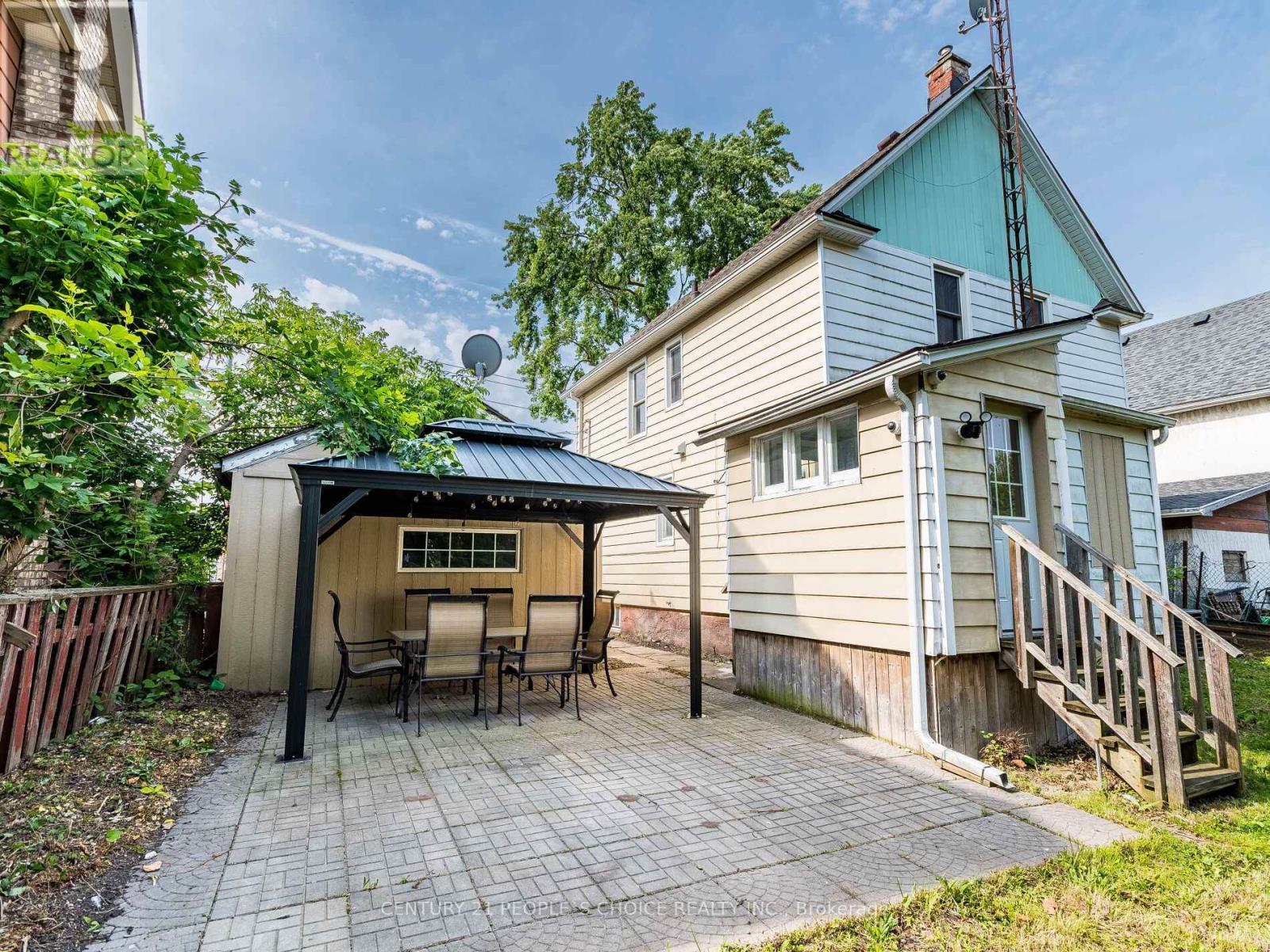 5001 Kitchener Street, Niagara Falls, Ontario  L2G 1A9 - Photo 44 - X12342353