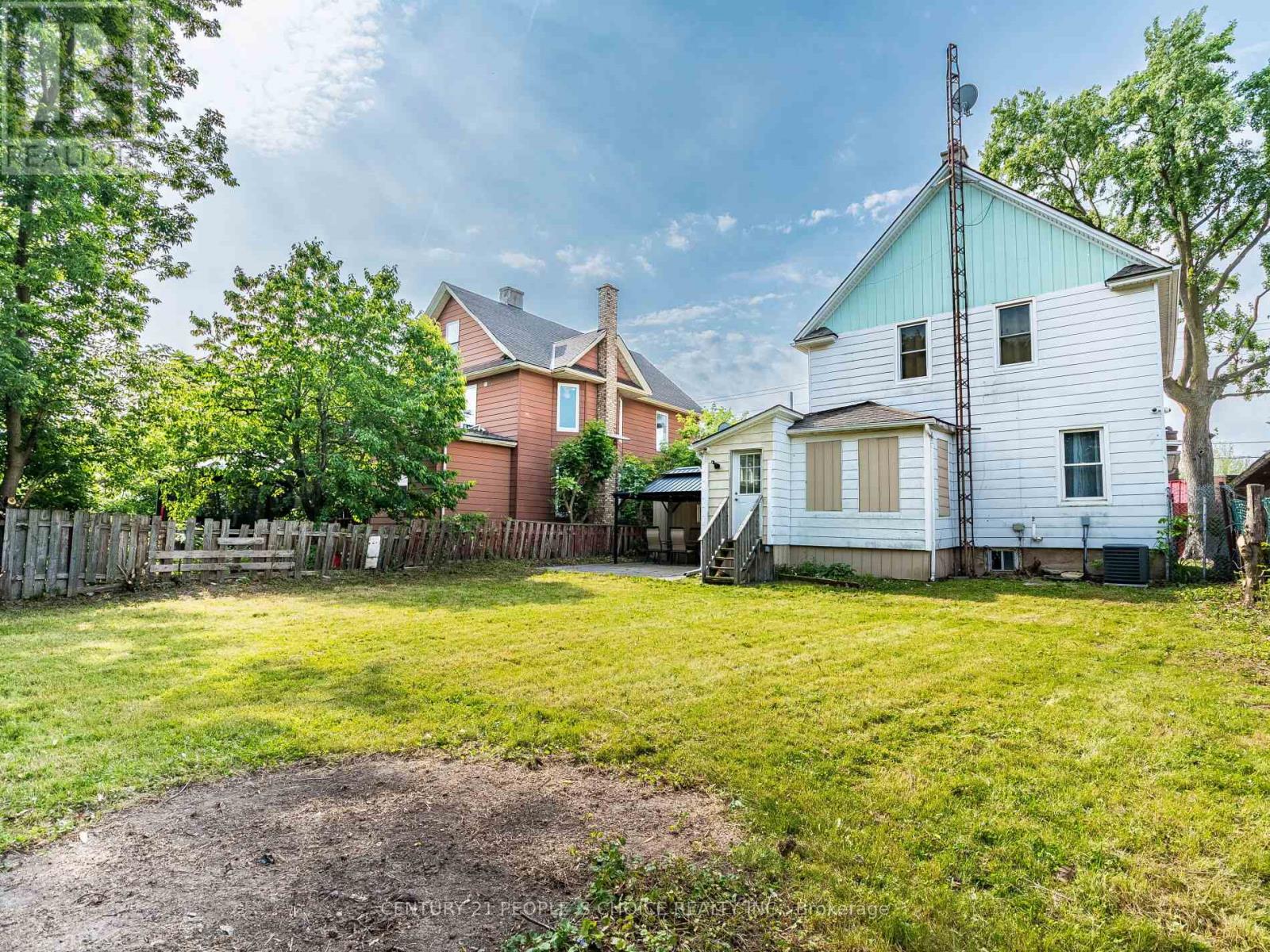 5001 Kitchener Street, Niagara Falls, Ontario  L2G 1A9 - Photo 47 - X12342353