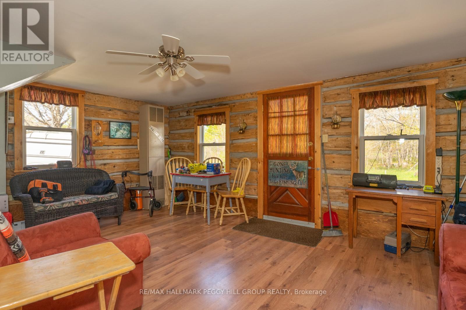 94 High Street, Georgian Bay, Ontario  P0C 1H0 - Photo 6 - X12342365