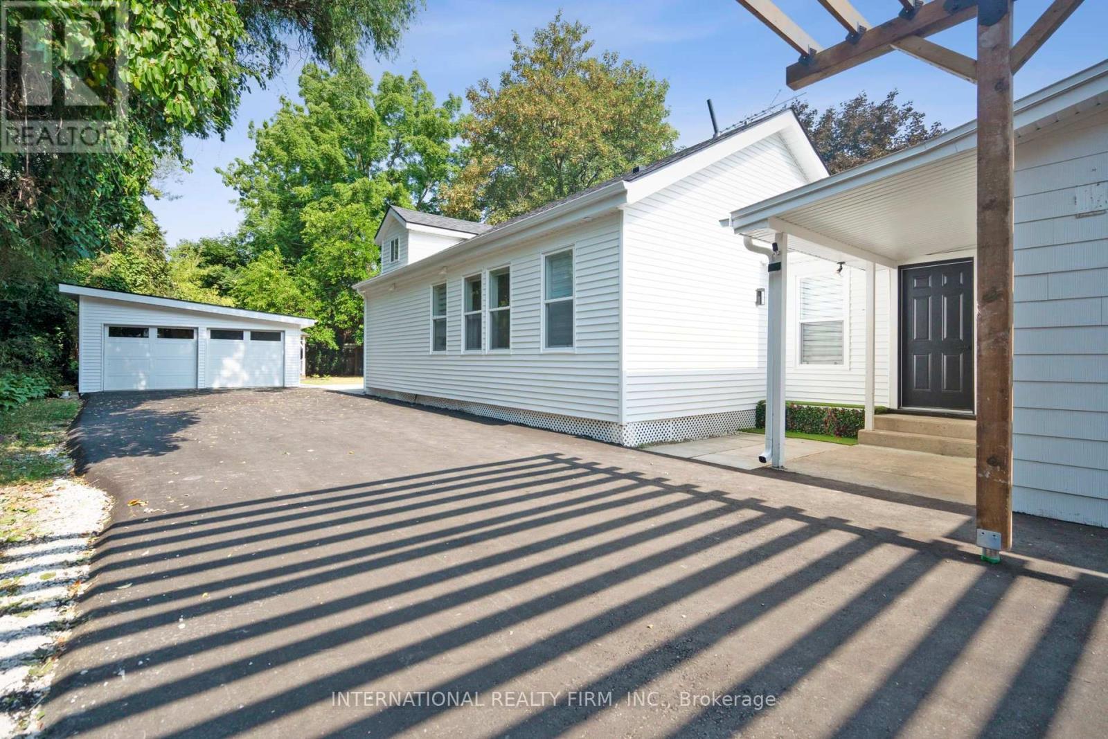 Property at 267 DAVY STREET image 4