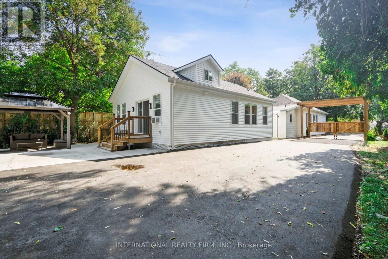 Property at 267 DAVY STREET image 5