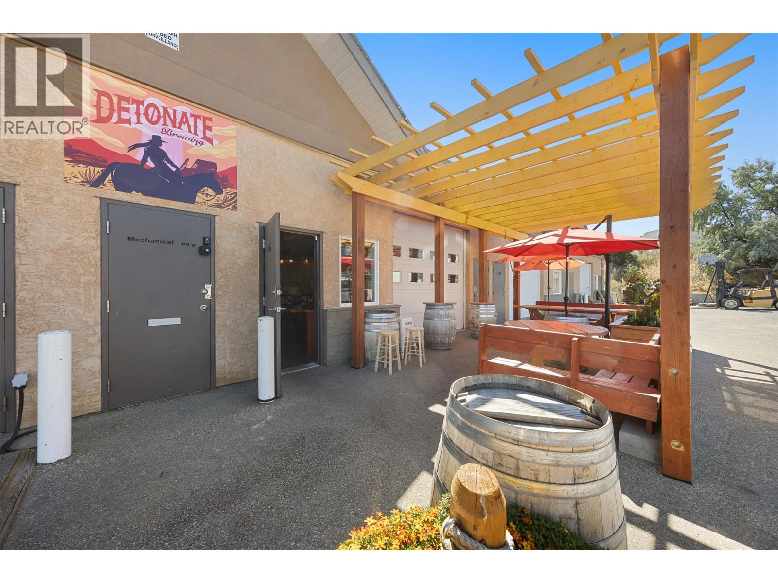 9503 Cedar Avenue, Summerland, British Columbia  V0H 1Z2 - Photo 3 - 10358896