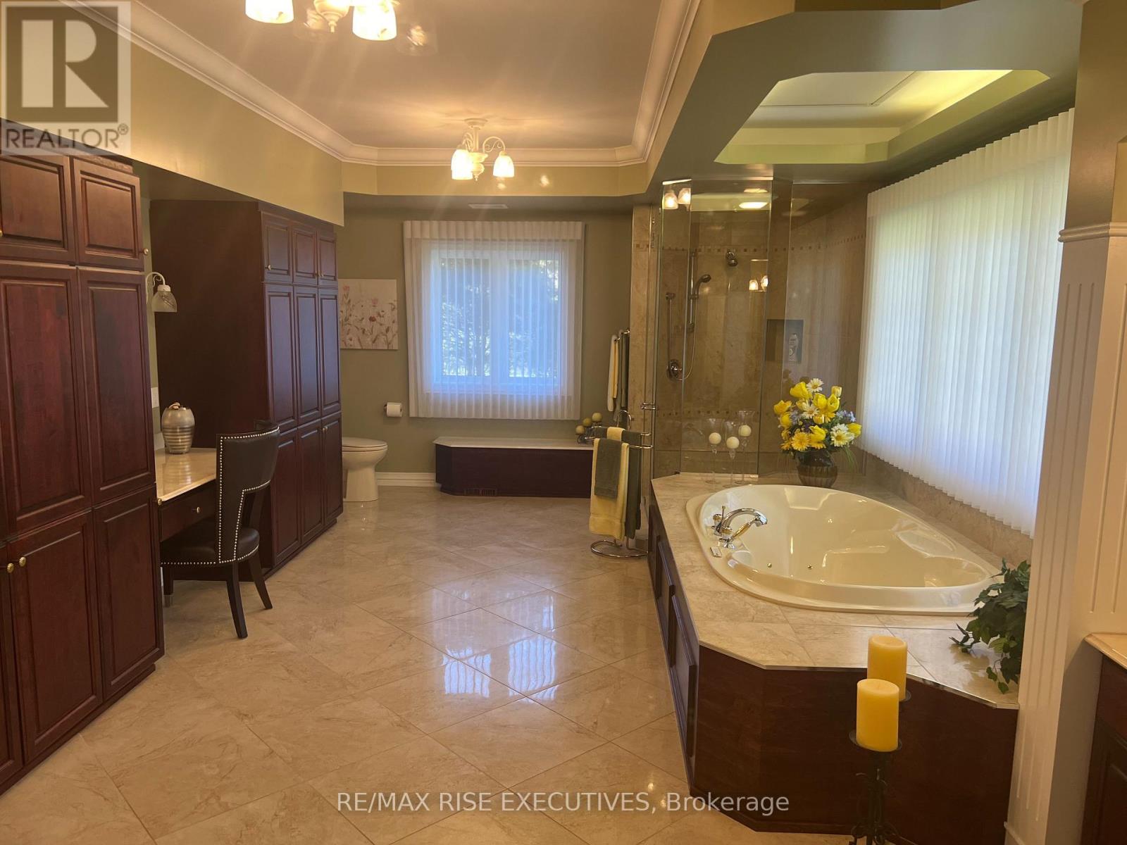 16024 Lakeside Drive, South Stormont, Ontario  K0C 1P0 - Photo 14 - X12342419