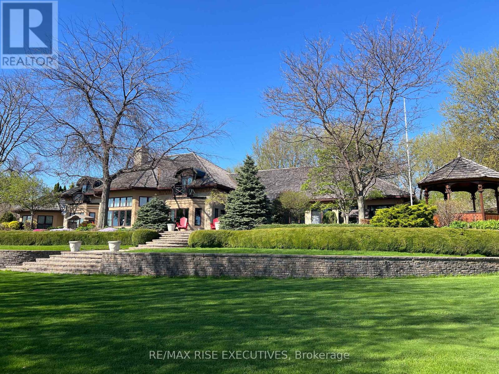 16024 Lakeside Drive, South Stormont, Ontario  K0C 1P0 - Photo 32 - X12342419
