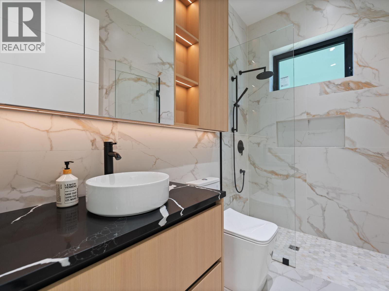 2111 E 46th Avenue, Vancouver, British Columbia  V5P 1P3 - Photo 11 - R3036795