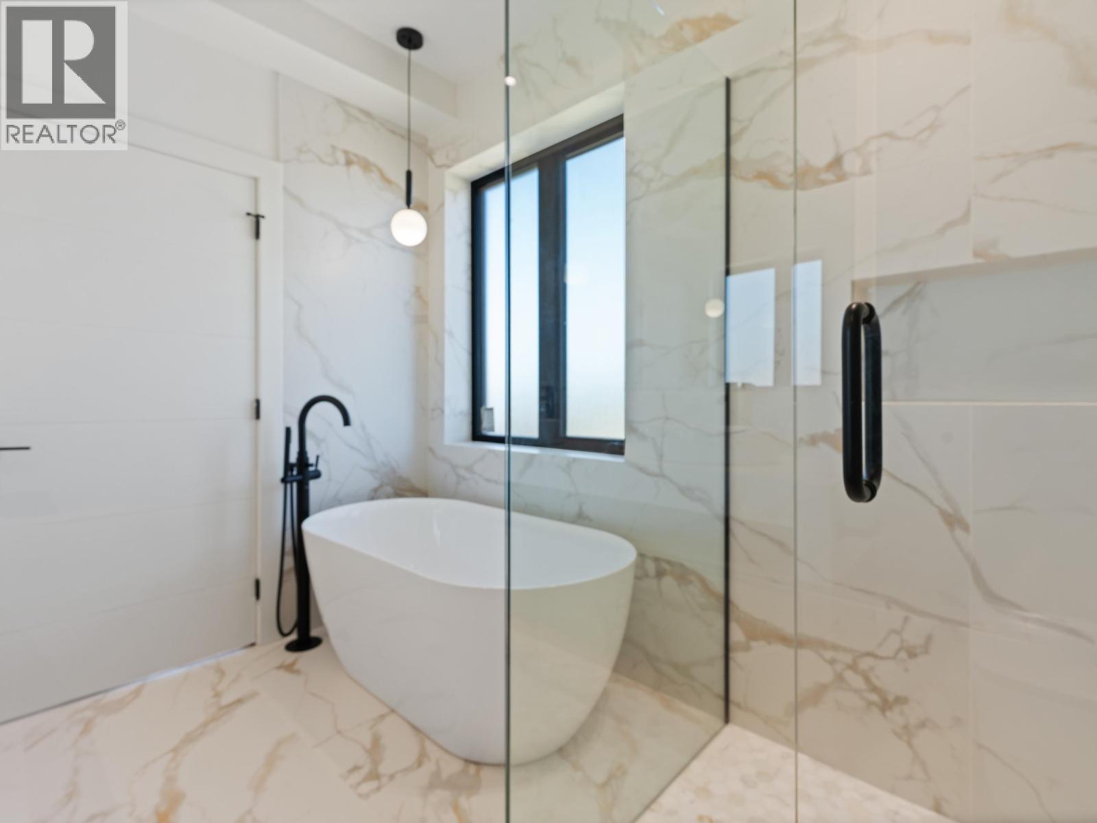2111 E 46th Avenue, Vancouver, British Columbia  V5P 1P3 - Photo 16 - R3036795