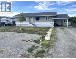 872 SELKIRK Avenue Brocklehurst