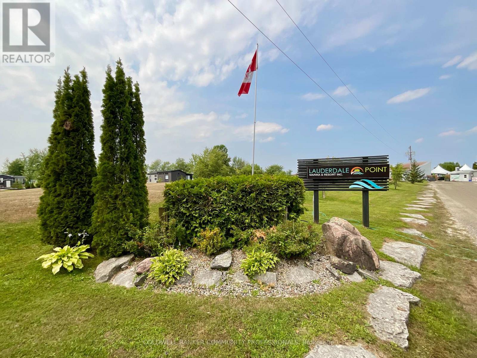 3500 Lauderdale Pt Crescent, Severn, Ontario  P0E 1N0 - Photo 4 - S12338802
