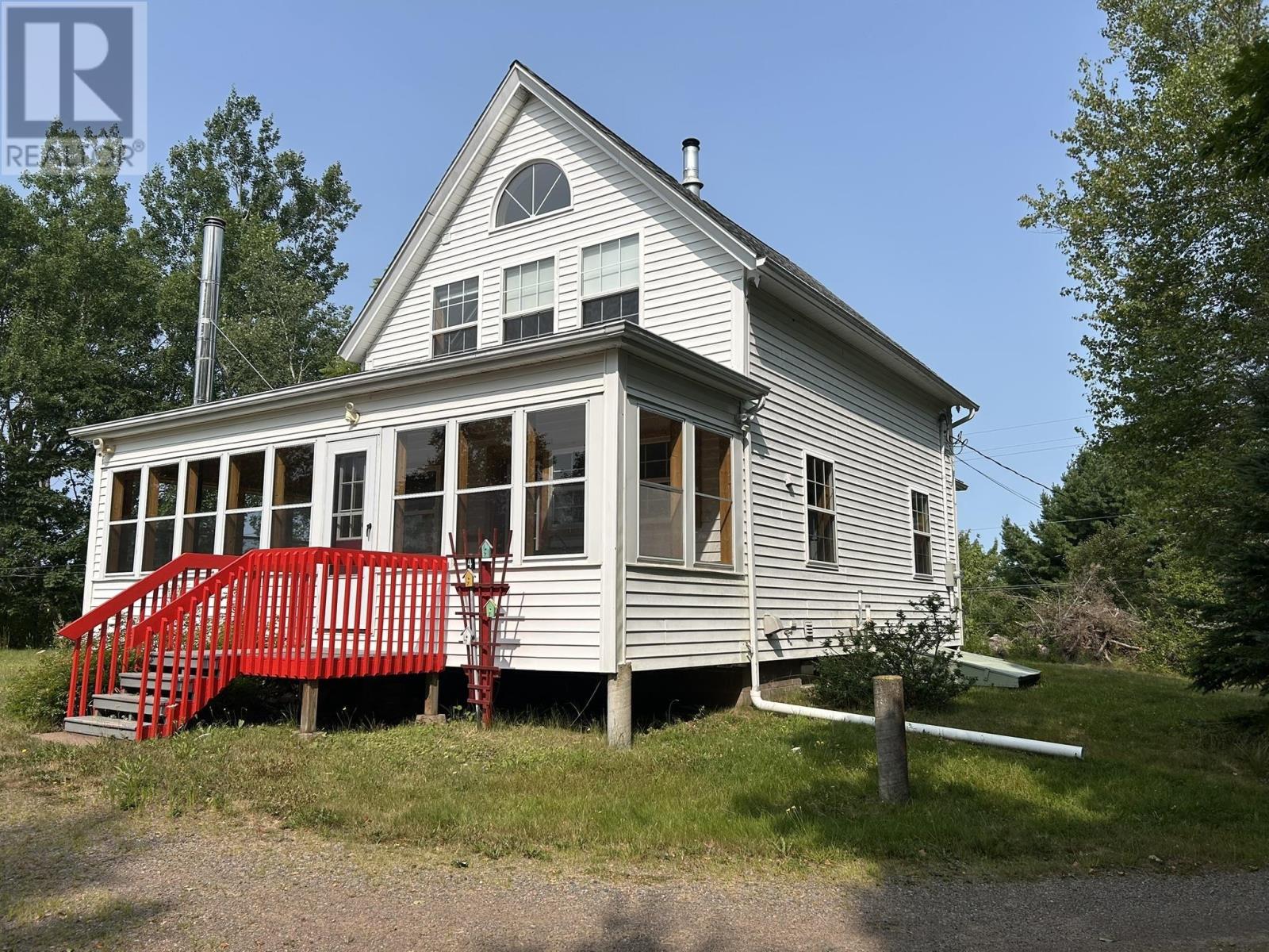4 Minas King Drive, Little Bass River, Nova Scotia  B0M 1B0 - Photo 1 - 202520255