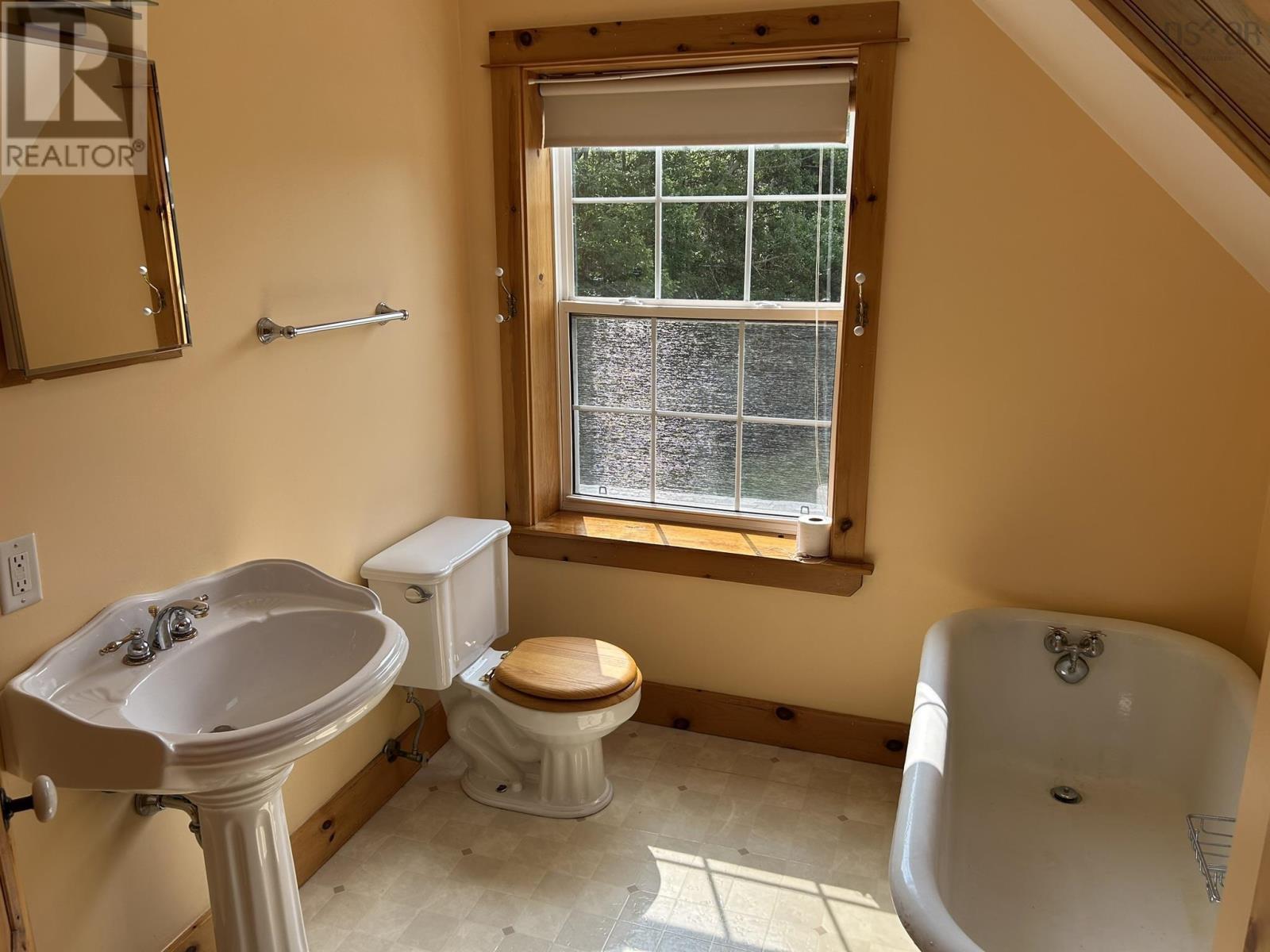 4 Minas King Drive, Little Bass River, Nova Scotia  B0M 1B0 - Photo 19 - 202520255