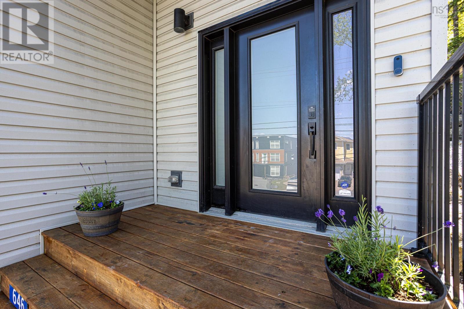 646 St. Margarets Bay Road, Halifax, Nova Scotia  B3N 1K7 - Photo 4 - 202512643