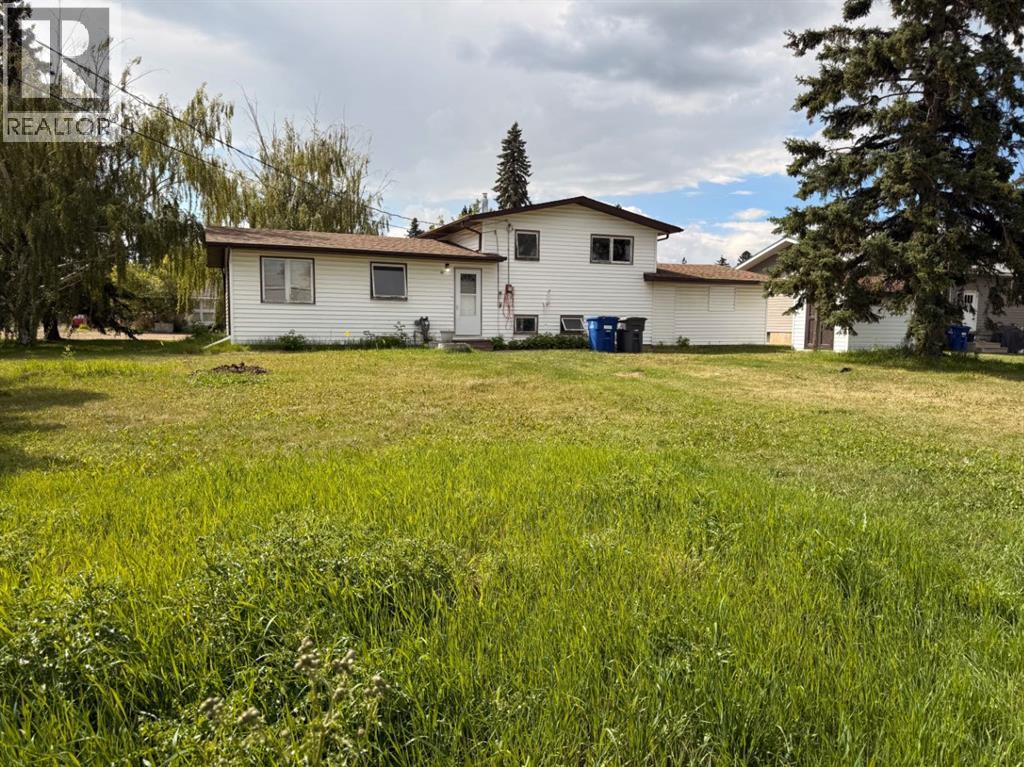 101 Main Street, Waseca, Saskatchewan  S0M 3A0 - Photo 1 - A2248400