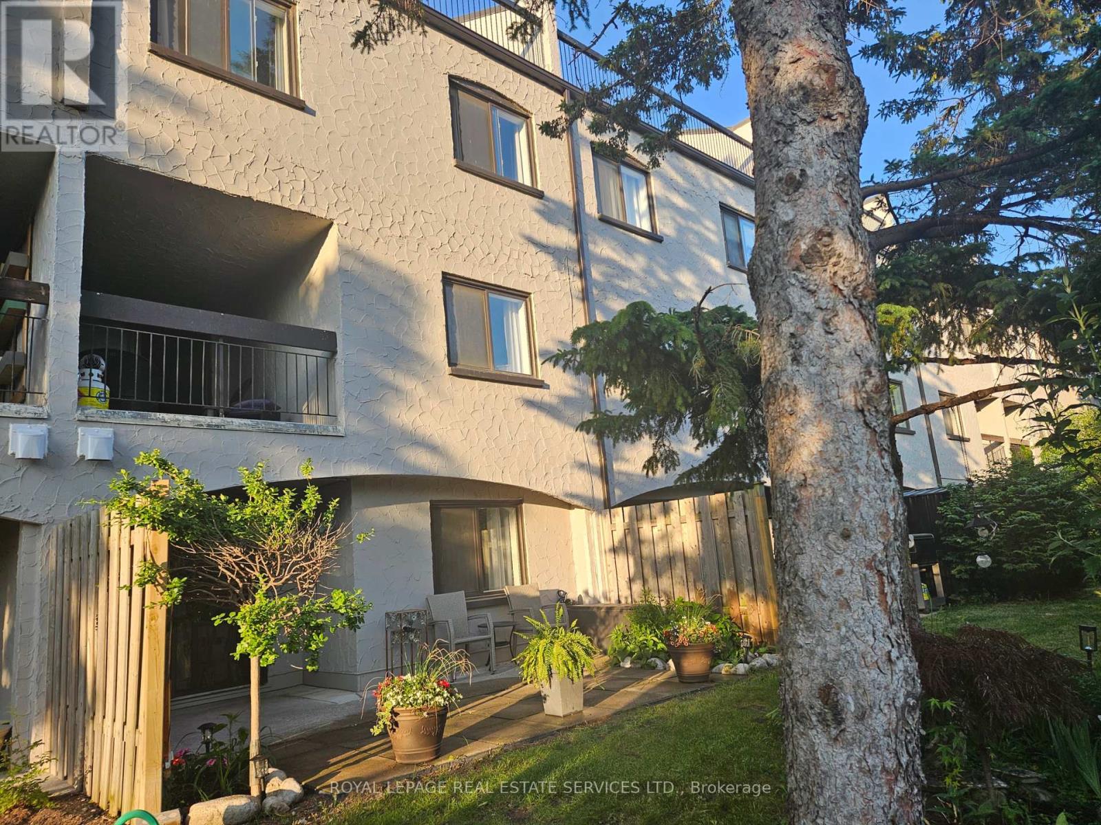 Property at 5 - 1008 FALGARWOOD DRIVE image 1