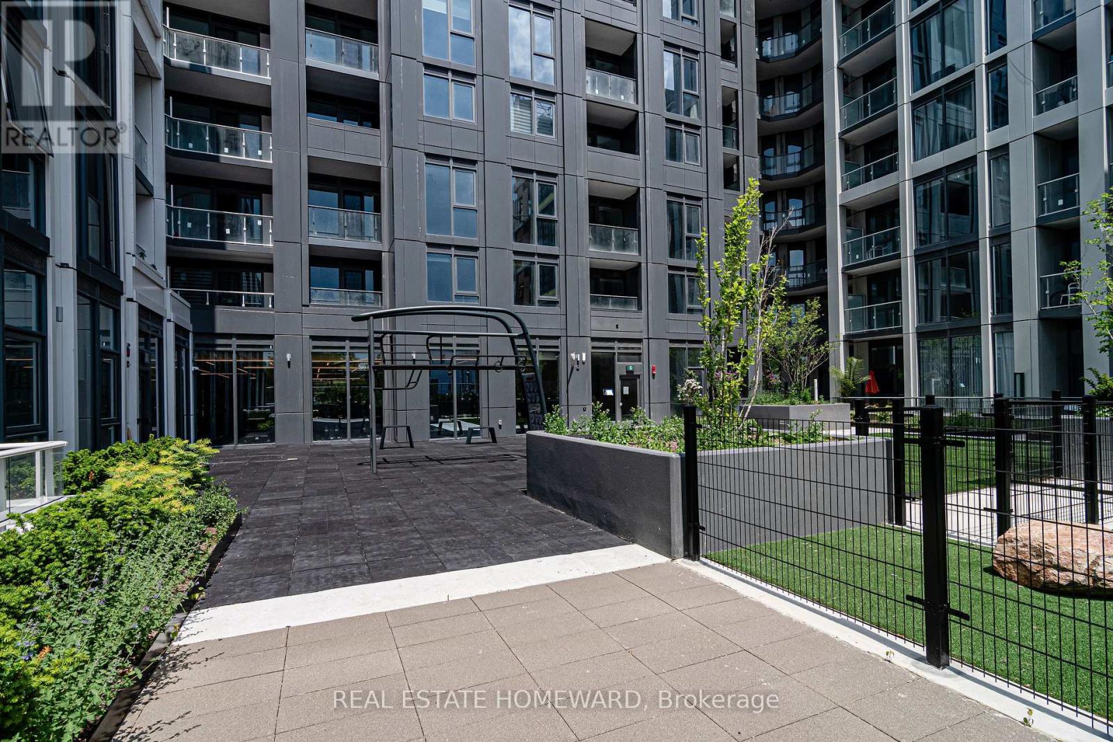 502 - 2020 Bathurst Street, Toronto, Ontario  M5P 0A6 - Photo 45 - C12342431