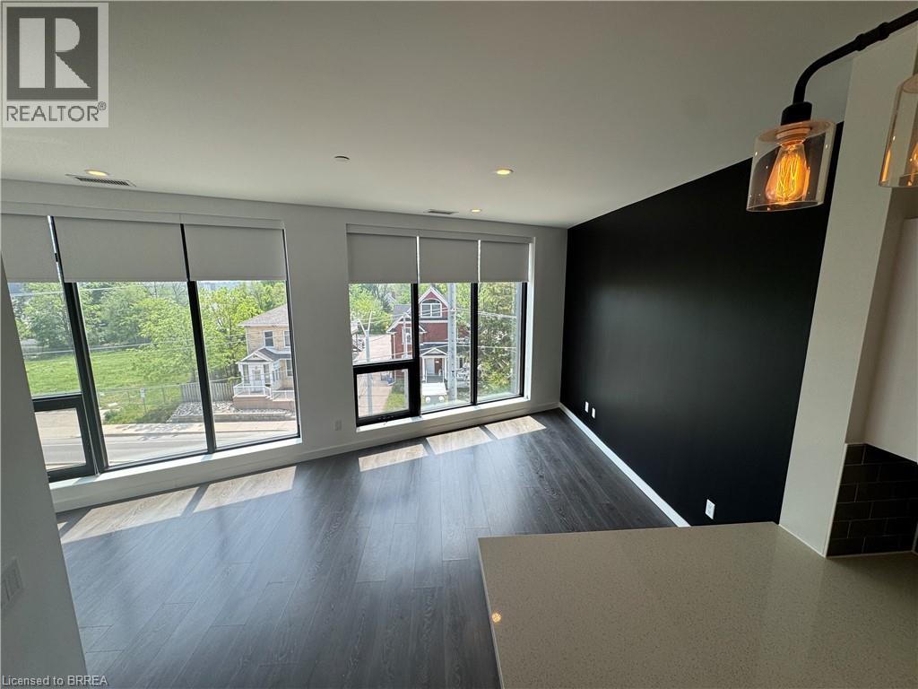 690 King Street W Unit# 406, Kitchener, Ontario  N2G 0B9 - Photo 2 - 40760080