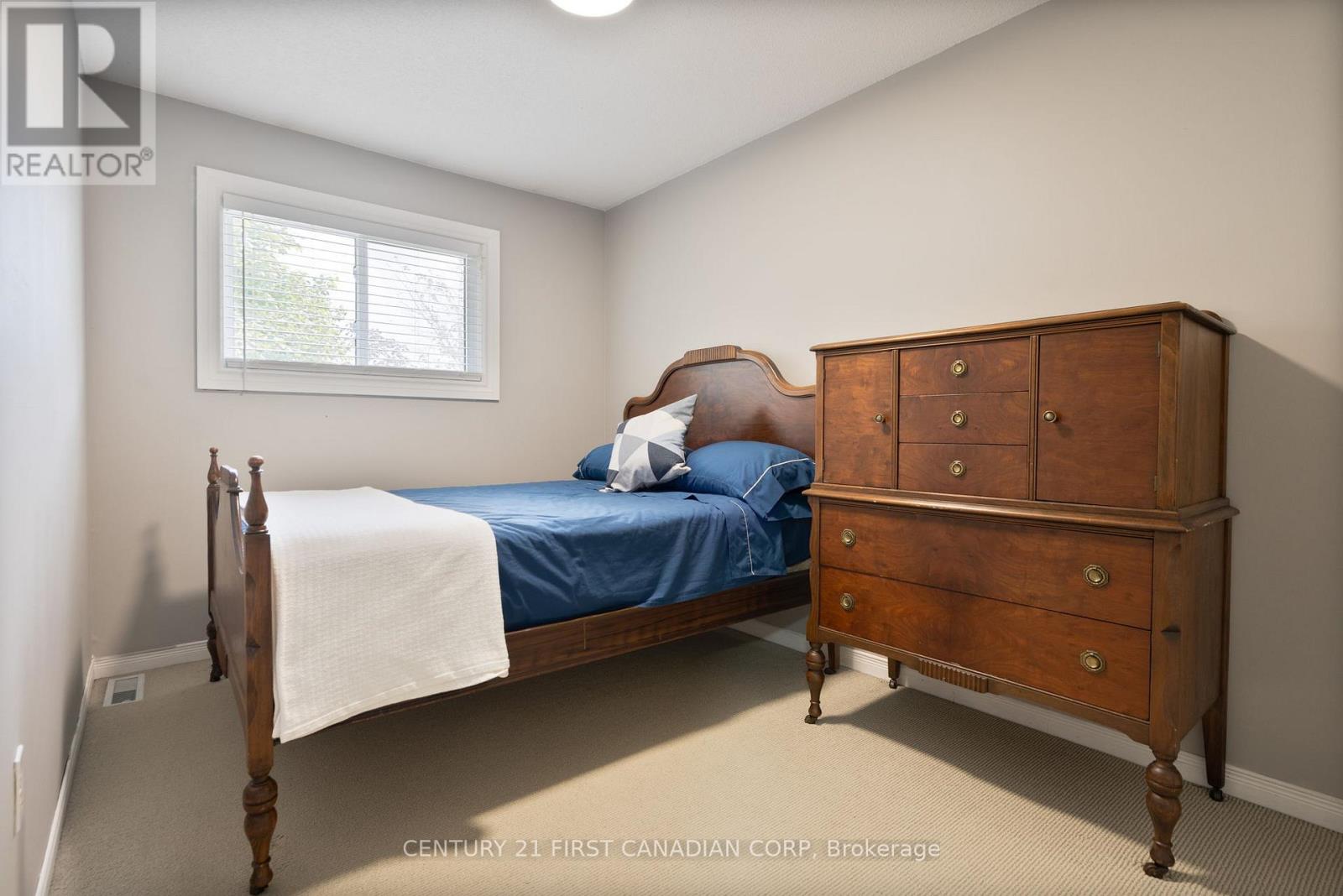 21 - 320 Westminster Avenue, London South, Ontario  N6C 5H5 - Photo 14 - X12342558