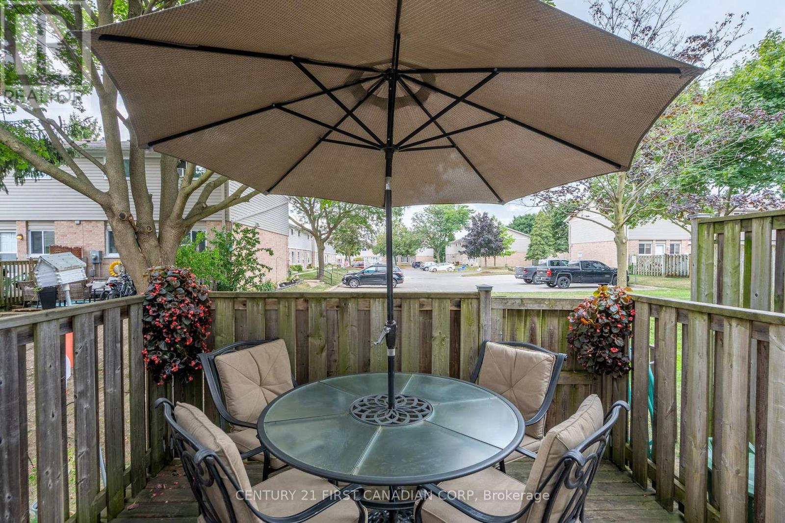 21 - 320 Westminster Avenue, London South, Ontario  N6C 5H5 - Photo 26 - X12342558