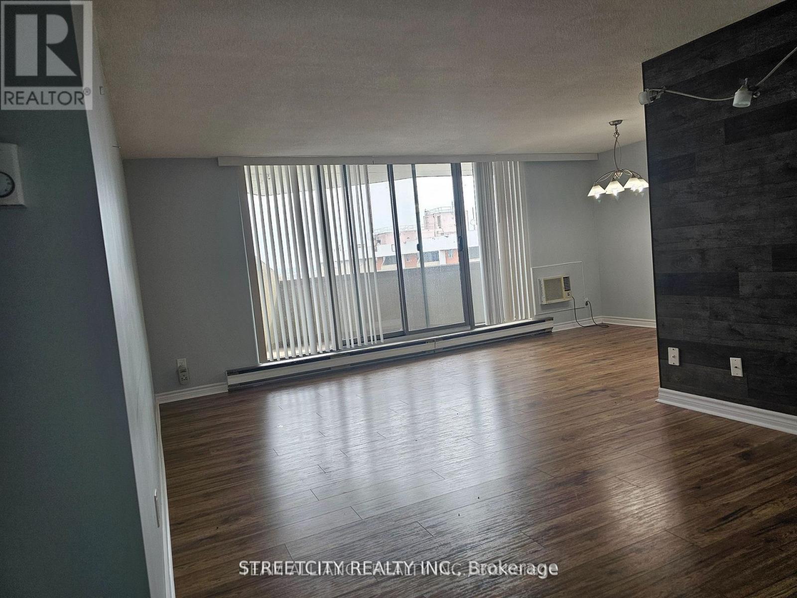 712 - 1103 Jalna Boulevard, London South, Ontario  N6E 2W8 - Photo 8 - X12342562