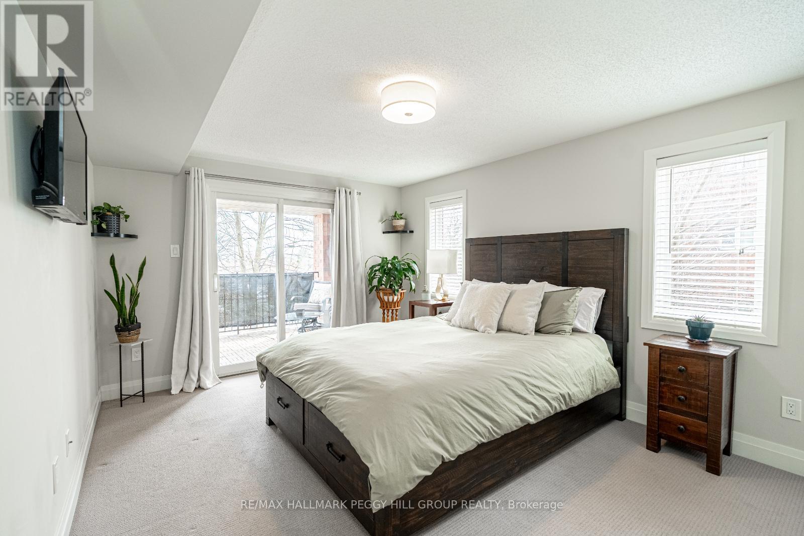 203 - 117 Edgehill Drive, Barrie (Letitia Heights), Ontario  L4N 1L9 - Photo 8 - S12342429