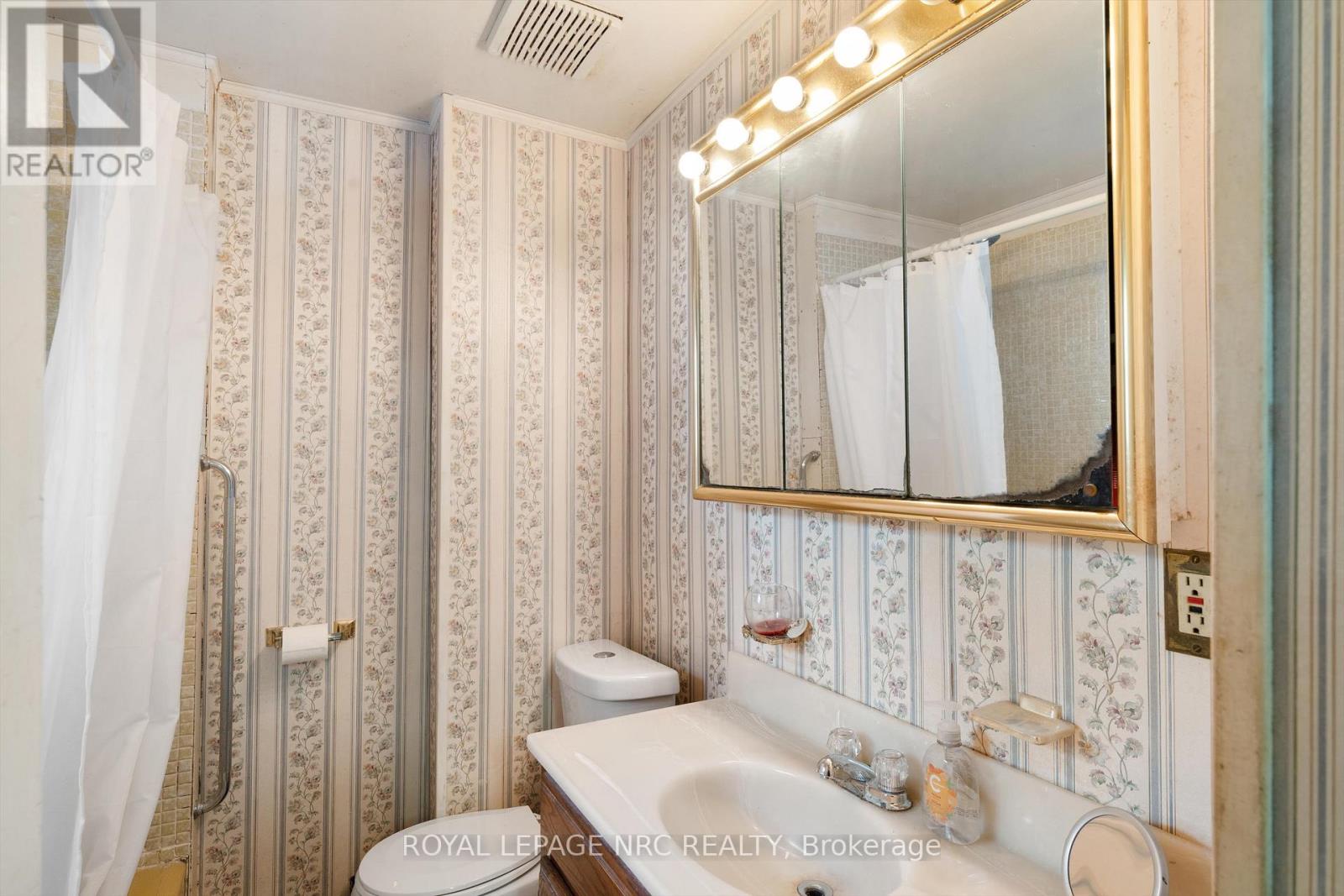 154 Dalhousie Avenue, St. Catharines, Ontario  L2N 4X7 - Photo 16 - X12342461