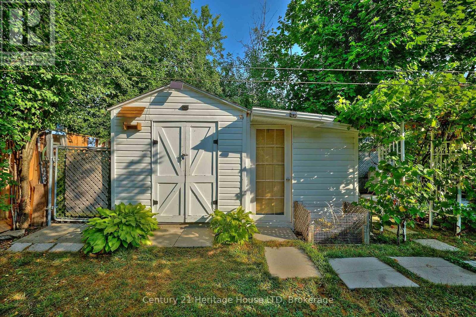 662 Lakeshore Road W, Fort Erie, Ontario  L2A 1B9 - Photo 39 - X12342588