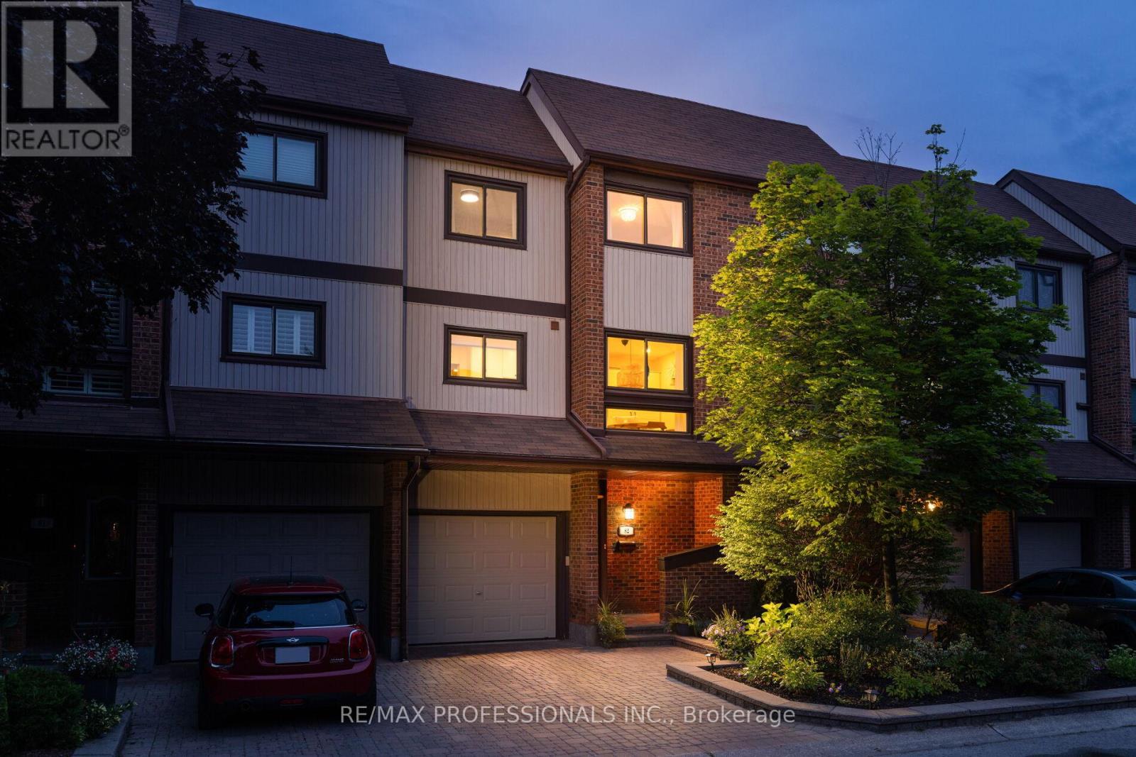 Property at 82 - 1080 WALDEN CIRCLE image 1