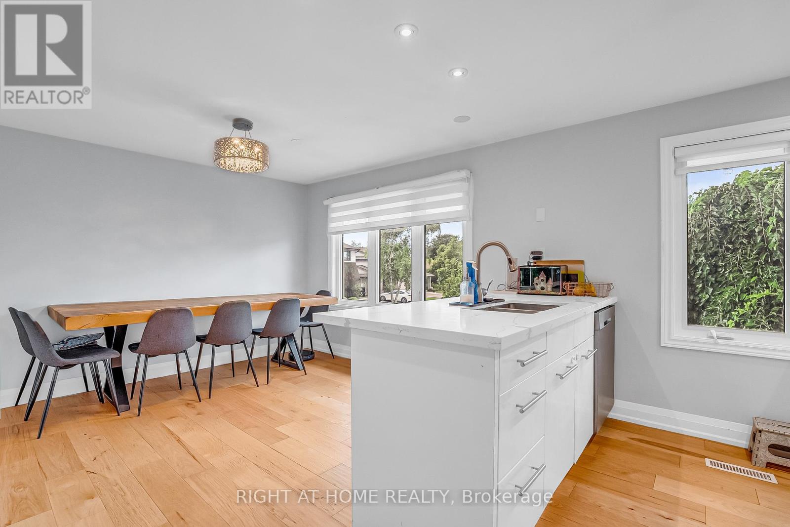 6824 Avila Road, Mississauga, Ontario  L5N 1R8 - Photo 24 - W12342444