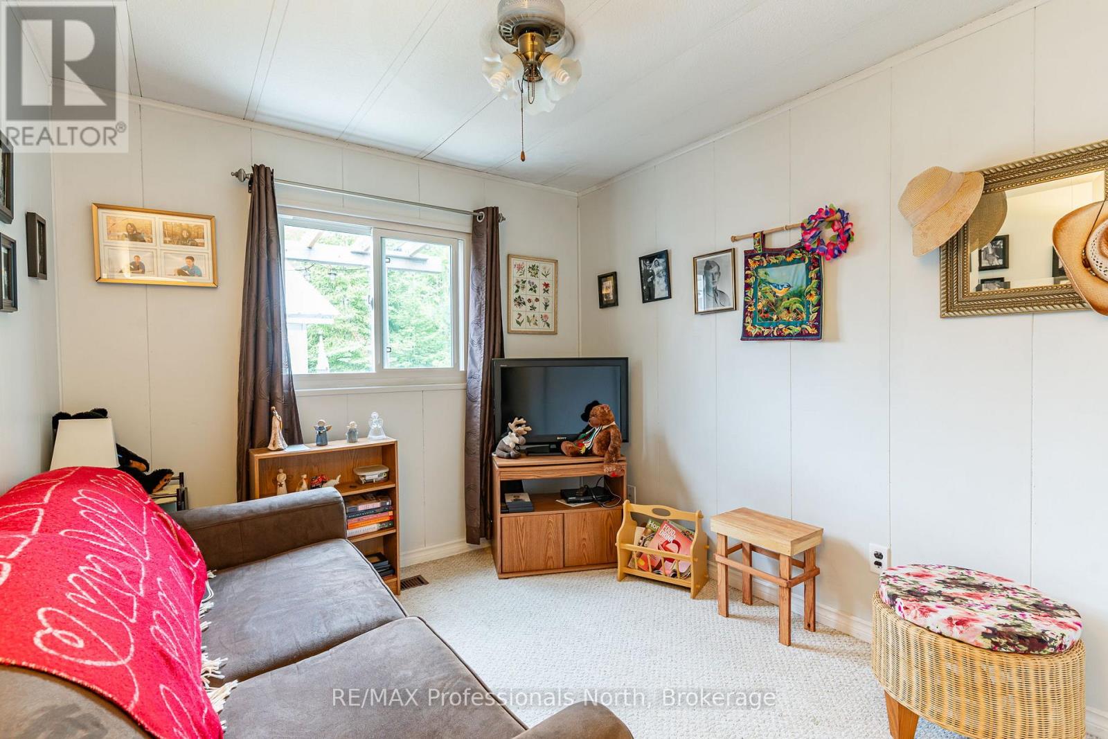 1025 Seventh Lane, Minden Hills, Ontario  K0M 2K0 - Photo 28 - X12342515