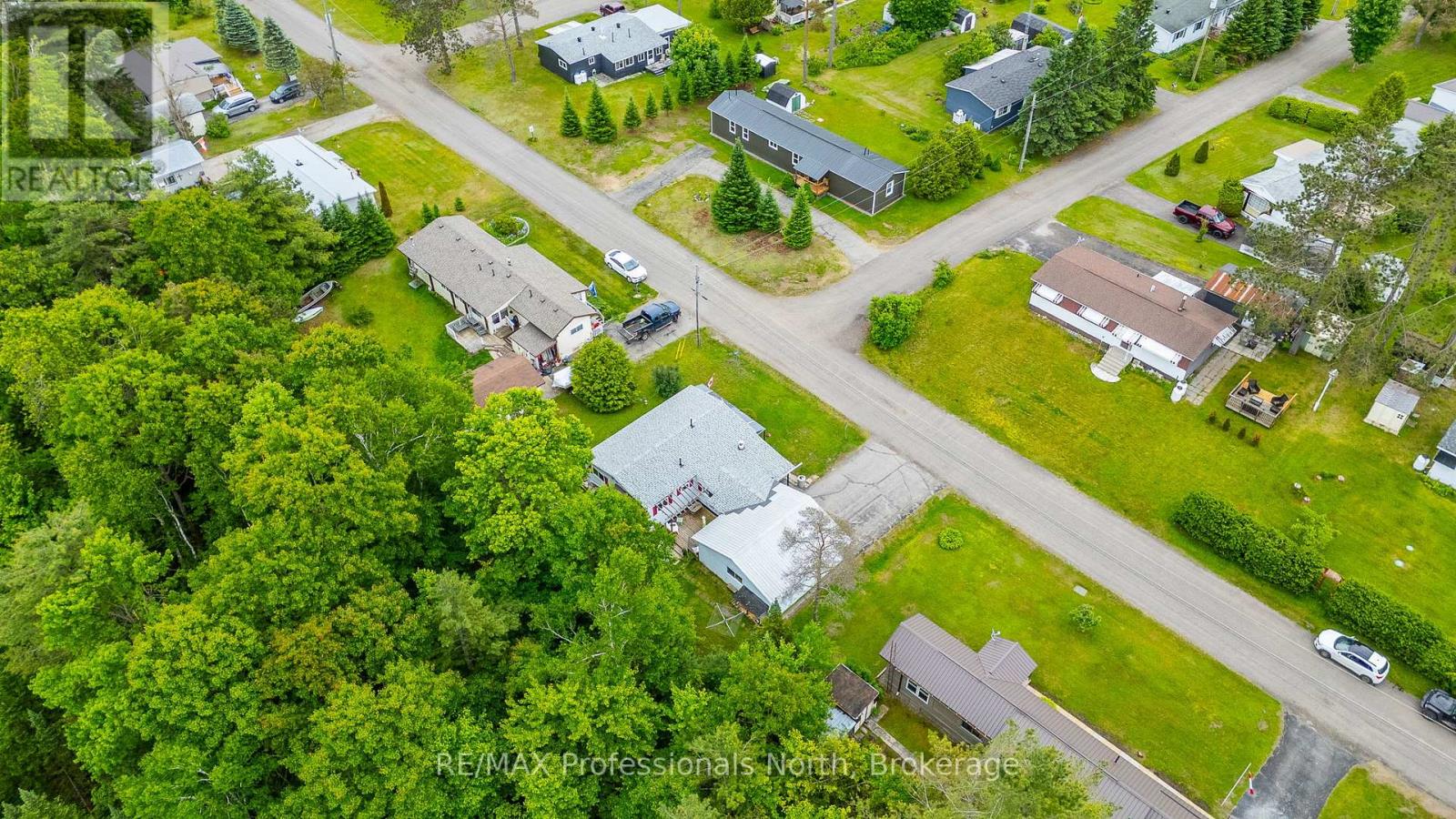 1025 Seventh Lane, Minden Hills, Ontario  K0M 2K0 - Photo 42 - X12342515
