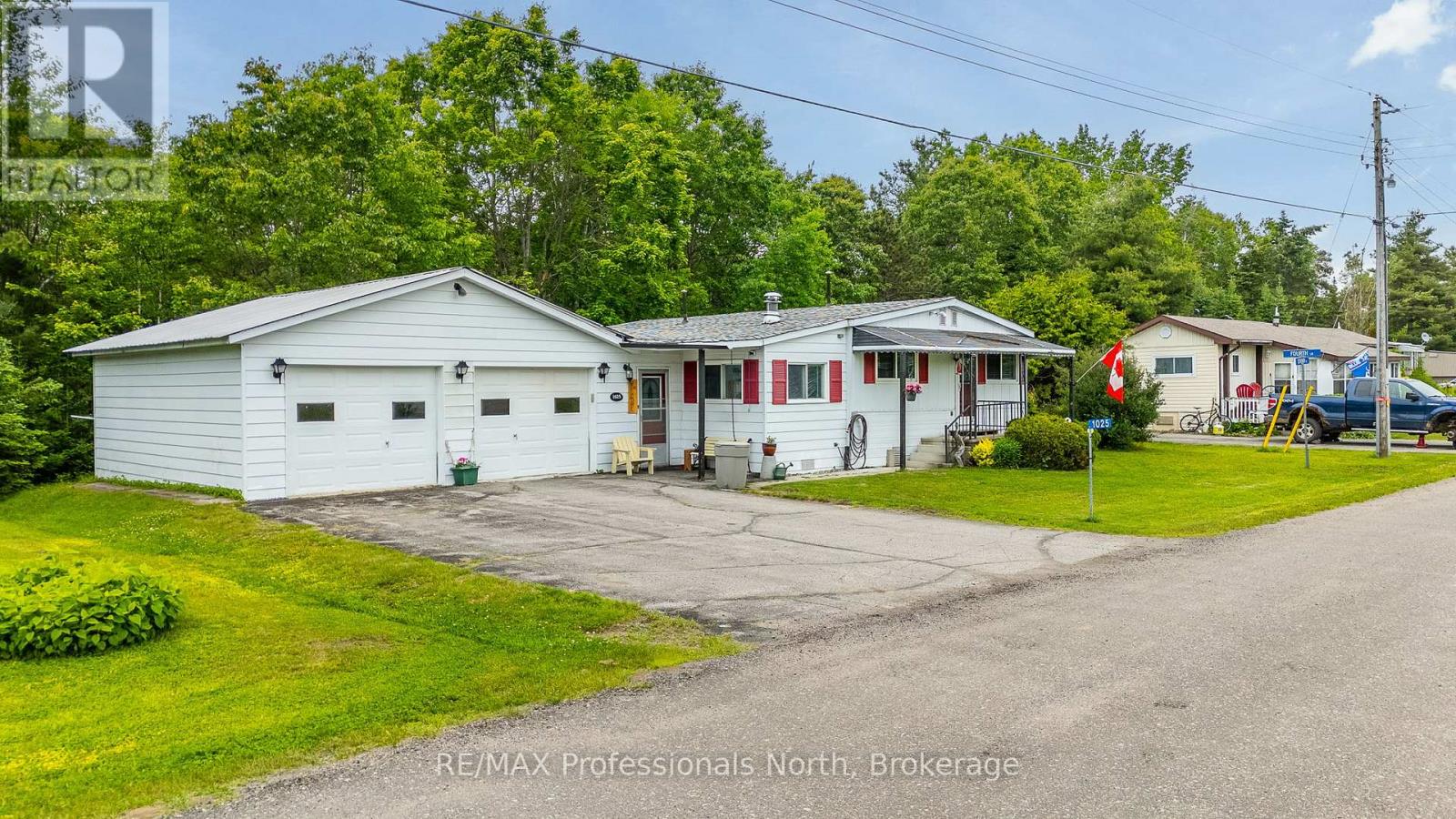 1025 Seventh Lane, Minden Hills, Ontario  K0M 2K0 - Photo 45 - X12342515