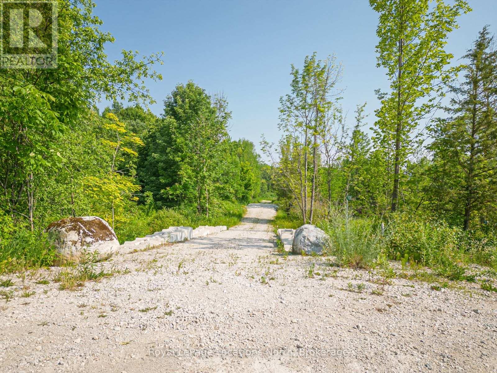 108 Mckay Court, Meaford, Ontario  N4L 1W5 - Photo 4 - X12342567