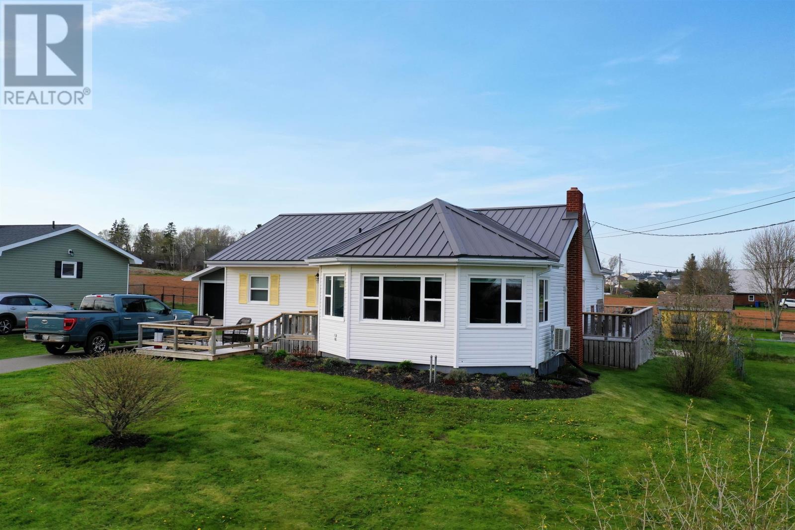 22 Hilltop Avenue, North Rustico, Prince Edward Island  C0A 1X0 - Photo 46 - 202510687