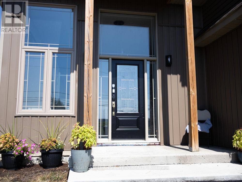 15765 Manning Road, South Stormont, Ontario  K0C 1M0 - Photo 3 - X12342584
