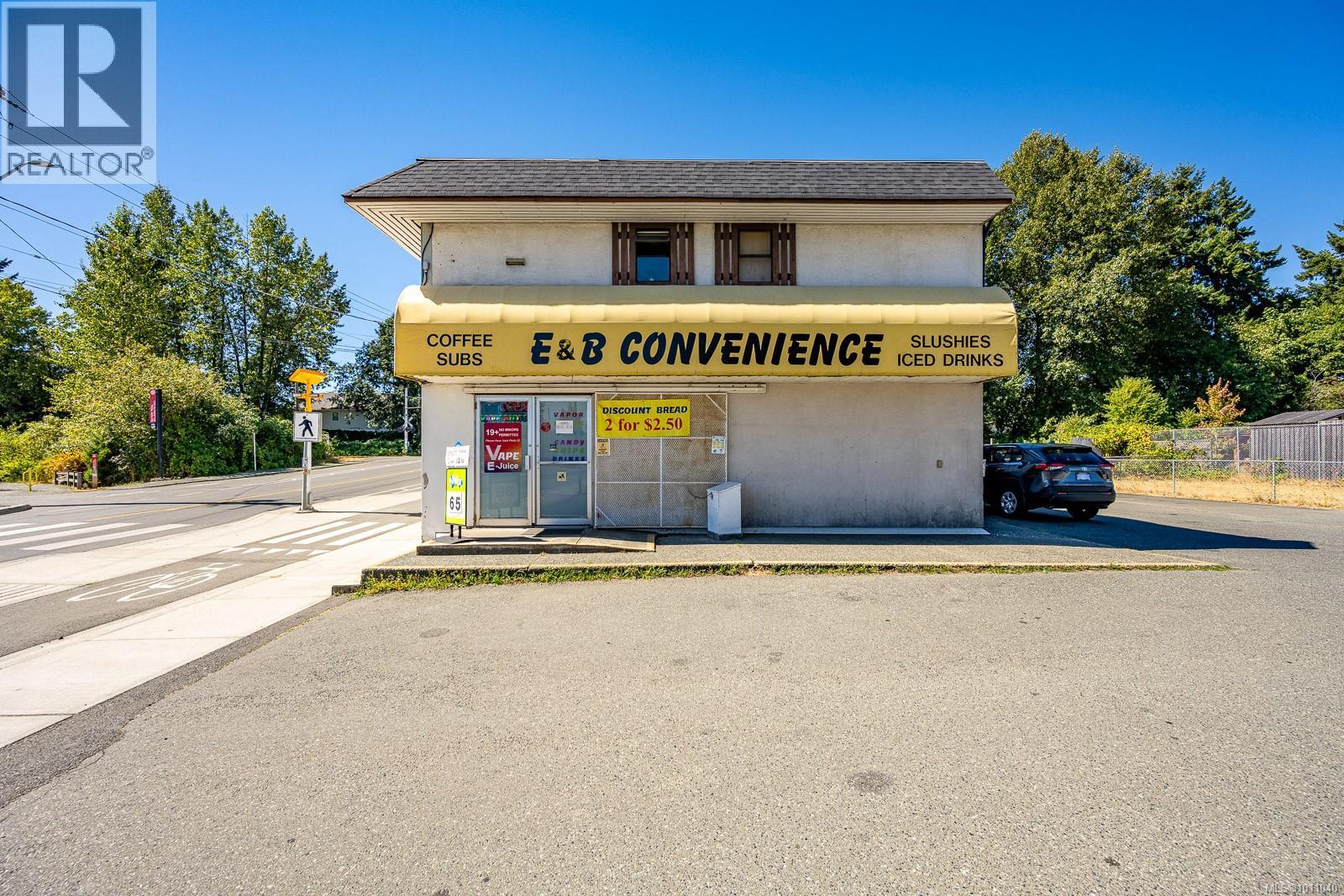 865 17th St, Courtenay, British Columbia
