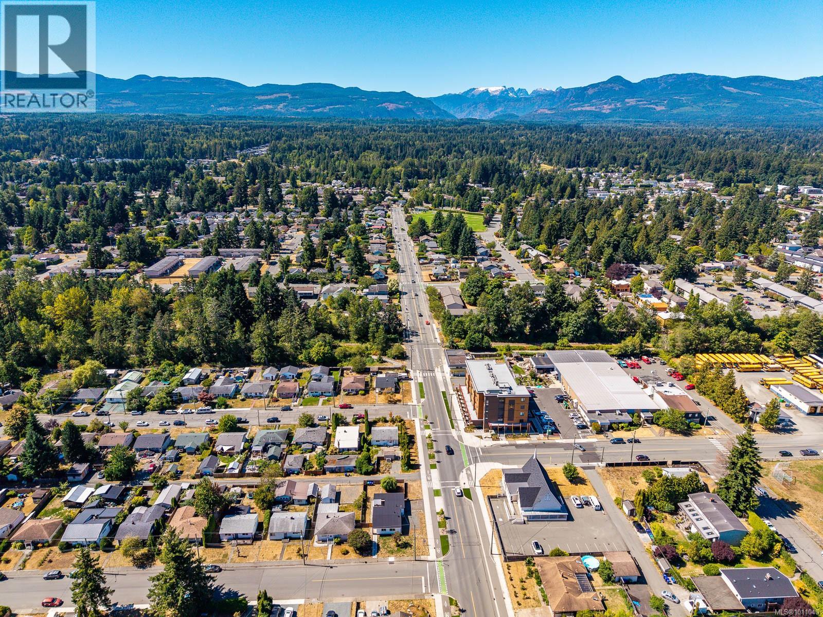 865 17th St, Courtenay, British Columbia  V9N 1Z3 - Photo 16 - 1011040
