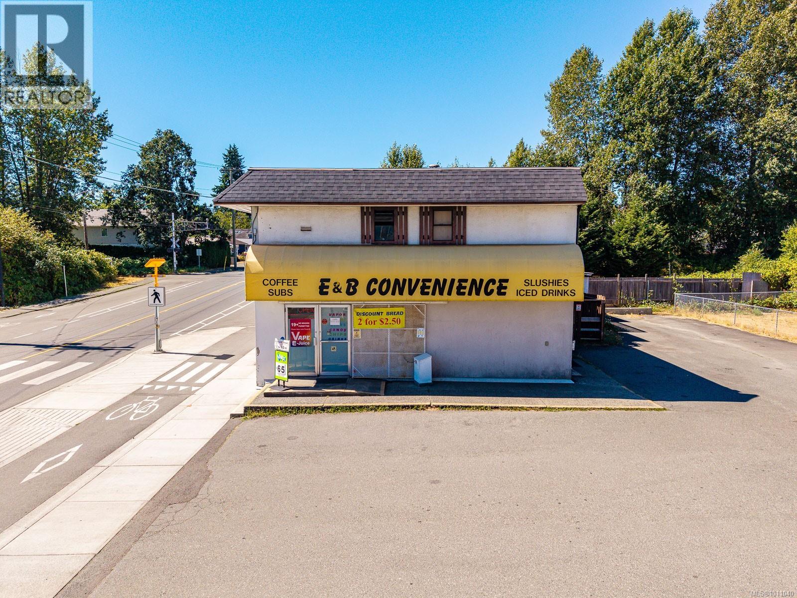 865 17th St, Courtenay, British Columbia  V9N 1Z3 - Photo 19 - 1011040