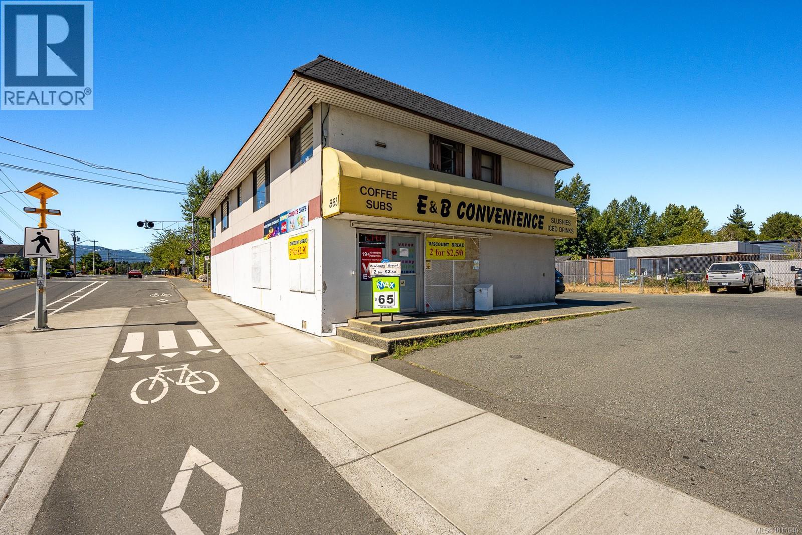 865 17th St, Courtenay, British Columbia  V9N 1Z3 - Photo 2 - 1011040