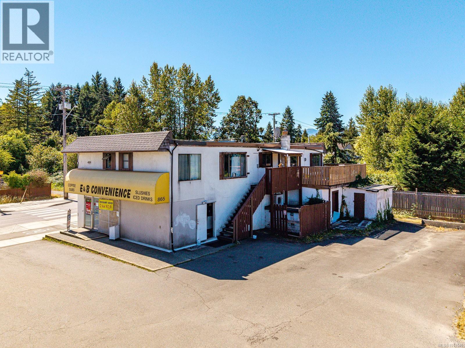 865 17th St, Courtenay, British Columbia  V9N 1Z3 - Photo 8 - 1011040