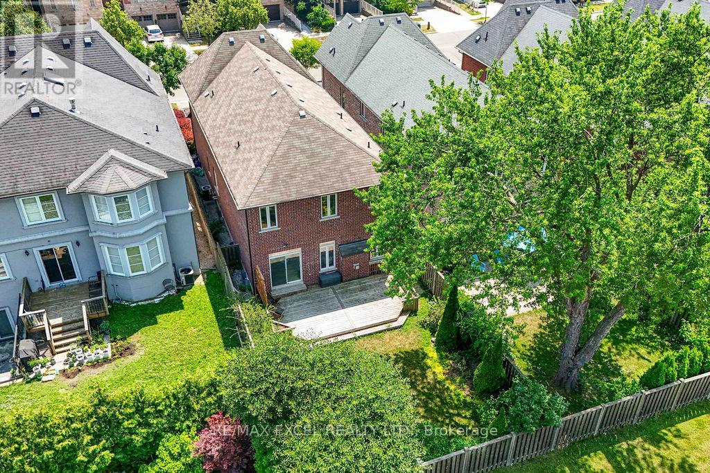 166 Townsgate Drive, Vaughan (Crestwood-Springfarm-Yorkhill), Ontario  L4J 8J5 - Photo 47 - N12342473