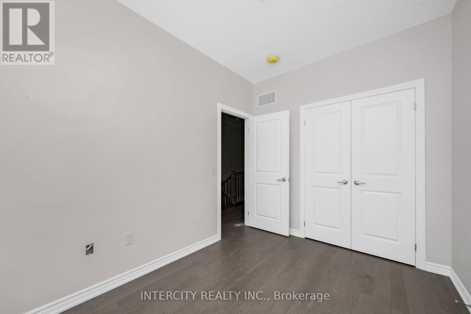 83 Puisaya Drive, Richmond Hill, Ontario  L4E 1A2 - Photo 29 - N12342505