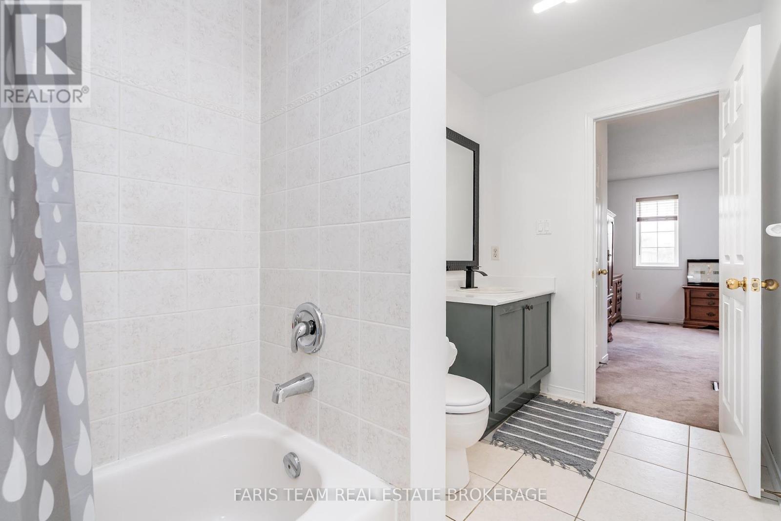 1333 Fox Hill Street, Innisfil (Alcona), Ontario  L9S 4Y6 - Photo 23 - N12342543