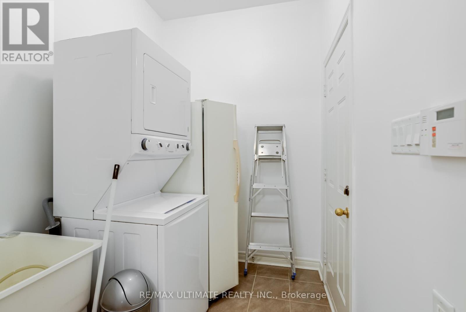21 Delray Drive, Markham (Greensborough), Ontario  L6E 1L9 - Photo 39 - N12342560