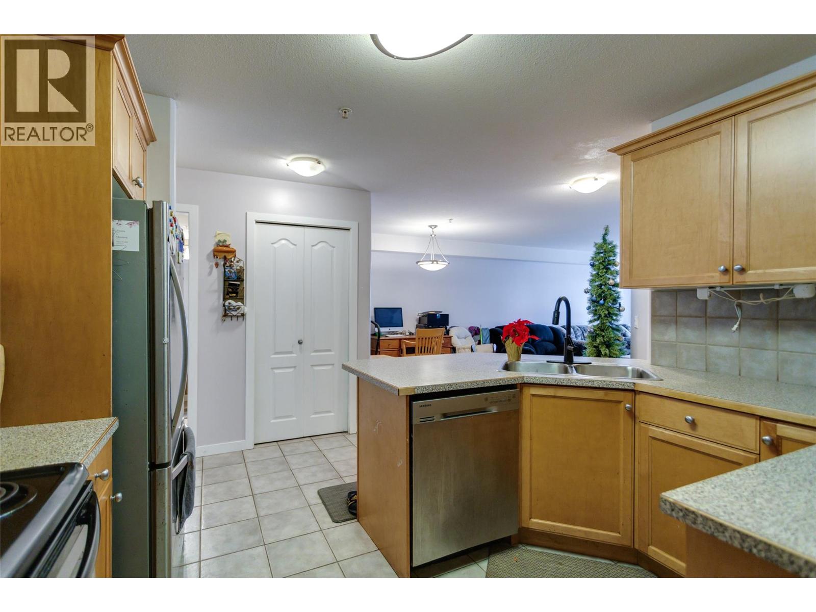 260 Franklyn Road Unit# 113, Kelowna, British Columbia  V1K 1K1 - Photo 8 - 10352172
