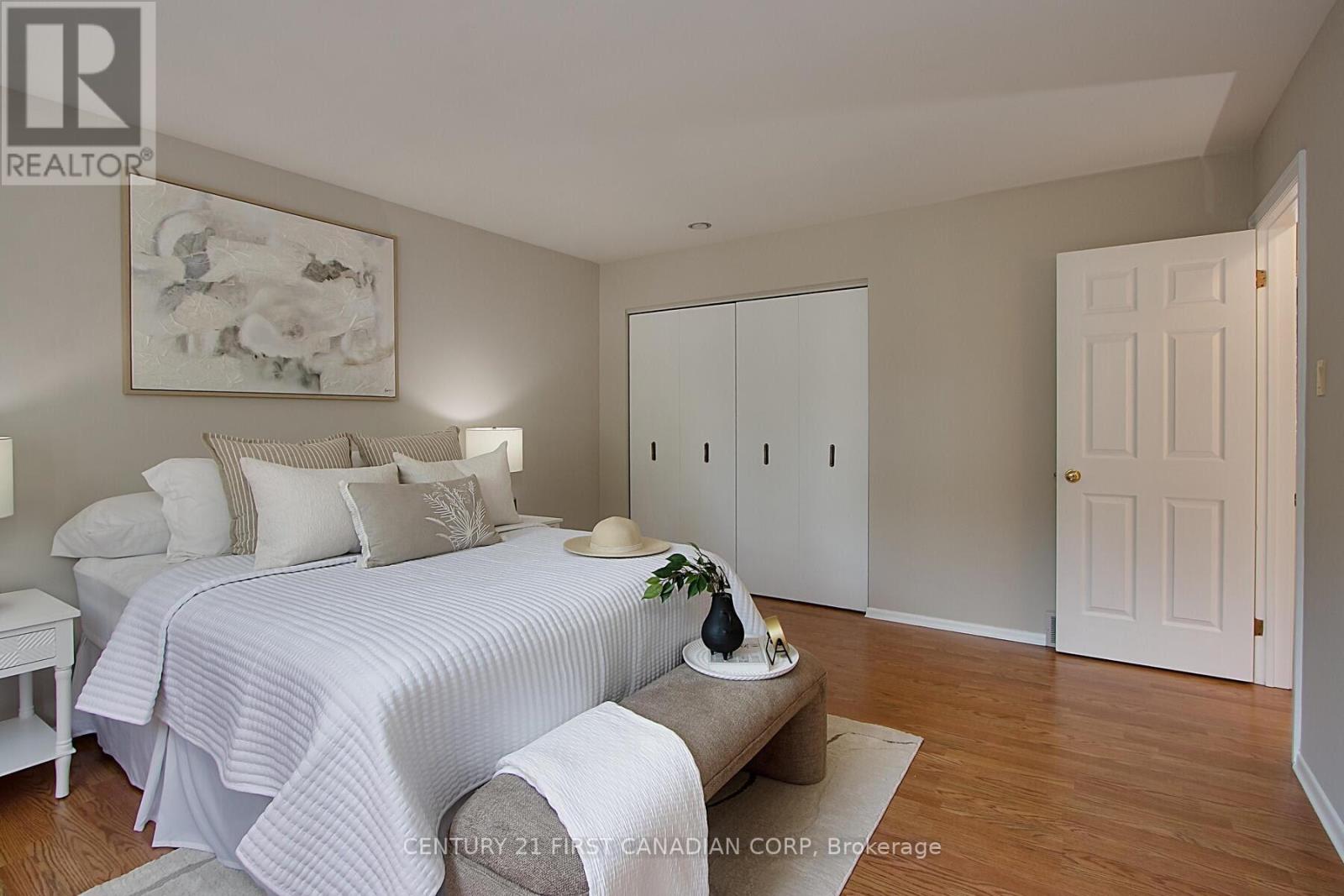 68 Nottinghill Crescent, London South, Ontario  N6K 1R2 - Photo 21 - X12342618