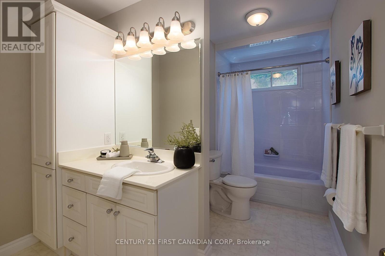 68 Nottinghill Crescent, London South, Ontario  N6K 1R2 - Photo 25 - X12342618