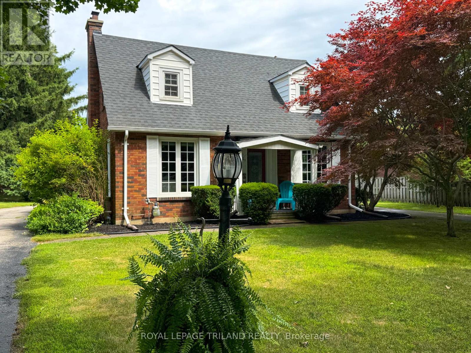357 Sunset Drive, Central Elgin, Ontario  N5R 3C6 - Photo 2 - X12342639
