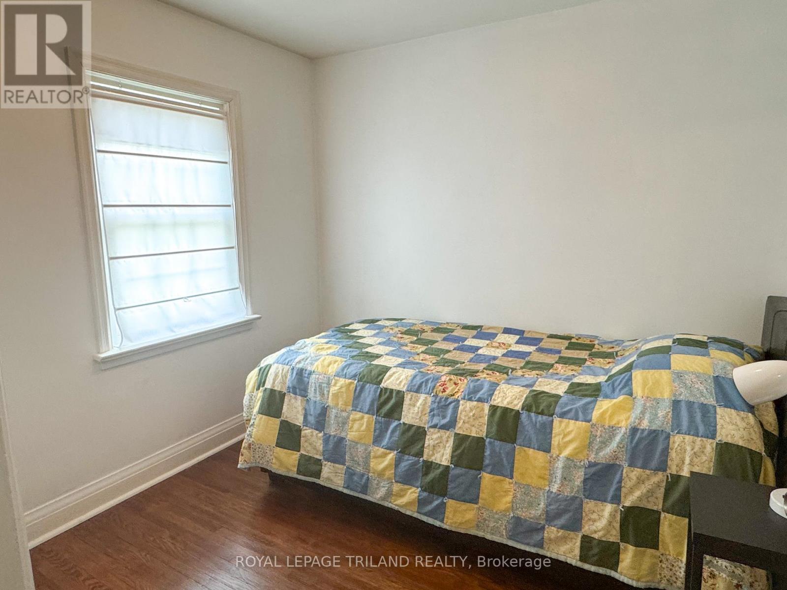 357 Sunset Drive, Central Elgin, Ontario  N5R 3C6 - Photo 24 - X12342639