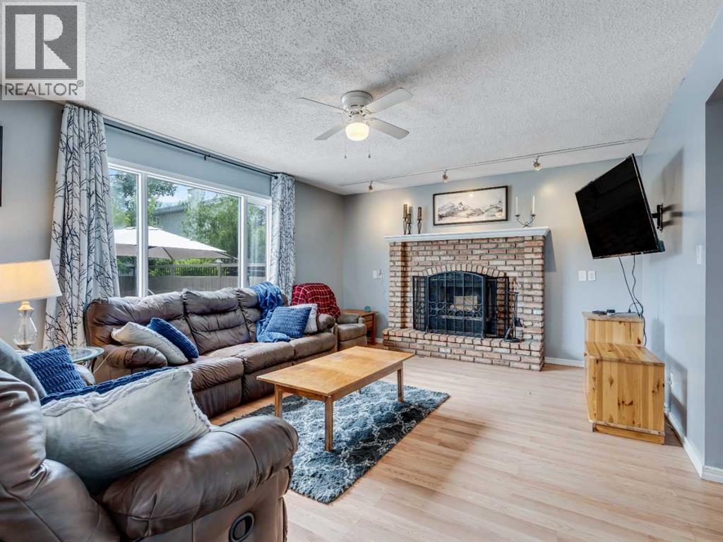 Property at 9 Hunters Mews image 1