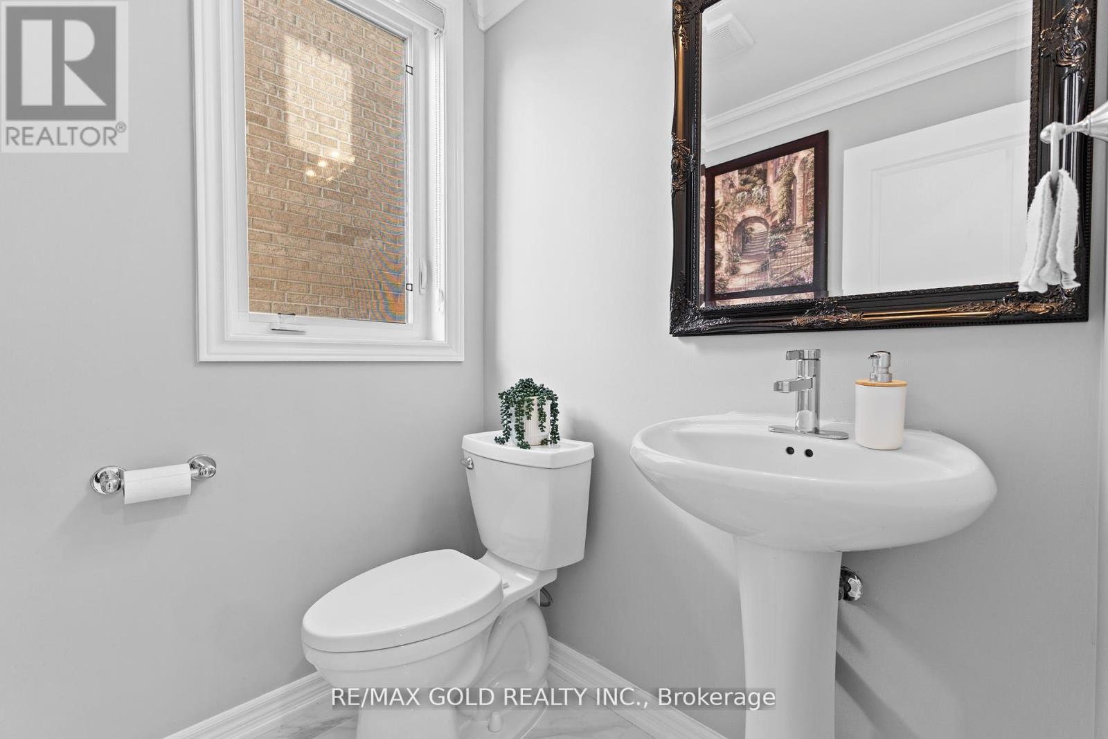 29 Tennant Drive, Brampton, Ontario  L6R 0G6 - Photo 20 - W12342509